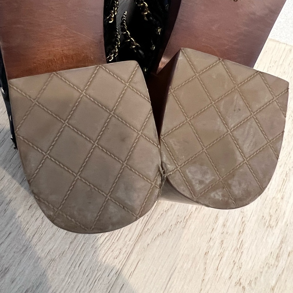 Authentic Chanel Mules - Picture 6 of 11
